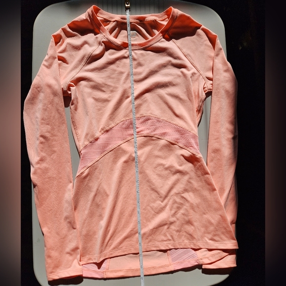 Roxy long sleeve top with see thu work out aeration and thumb holes peach pink S - Picture 10 of 16